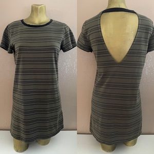 FOREVER 21 Striped CUTOUT Back TEE Shirt DRESS Size Small